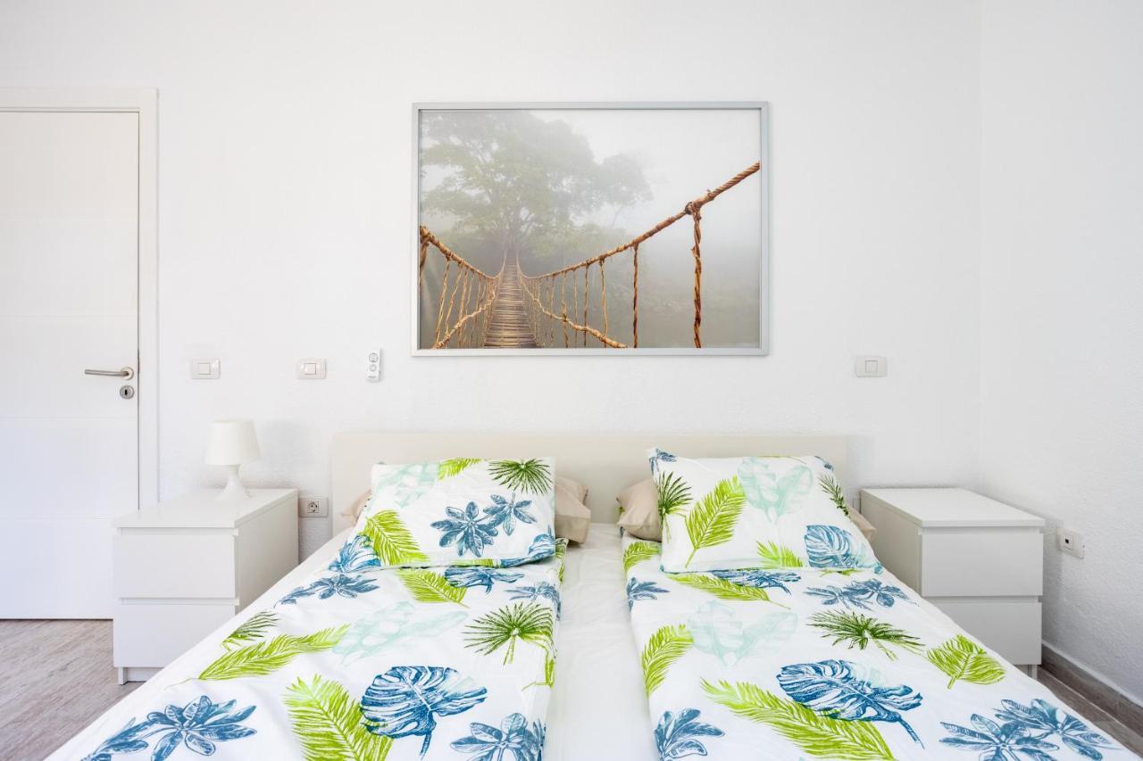 Gigantes Oasis Deluxe By Sunkeyrents Apartment Santiago Del Teide Ngoại thất bức ảnh
